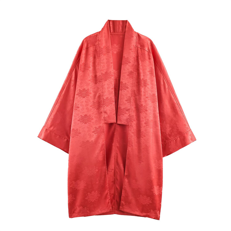 Embroidery - Kimono en satin jacquard floral rouge