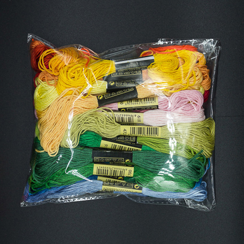 Cotton Embroidery Thread Skeins - Kit de Fils à Broder Multicolores