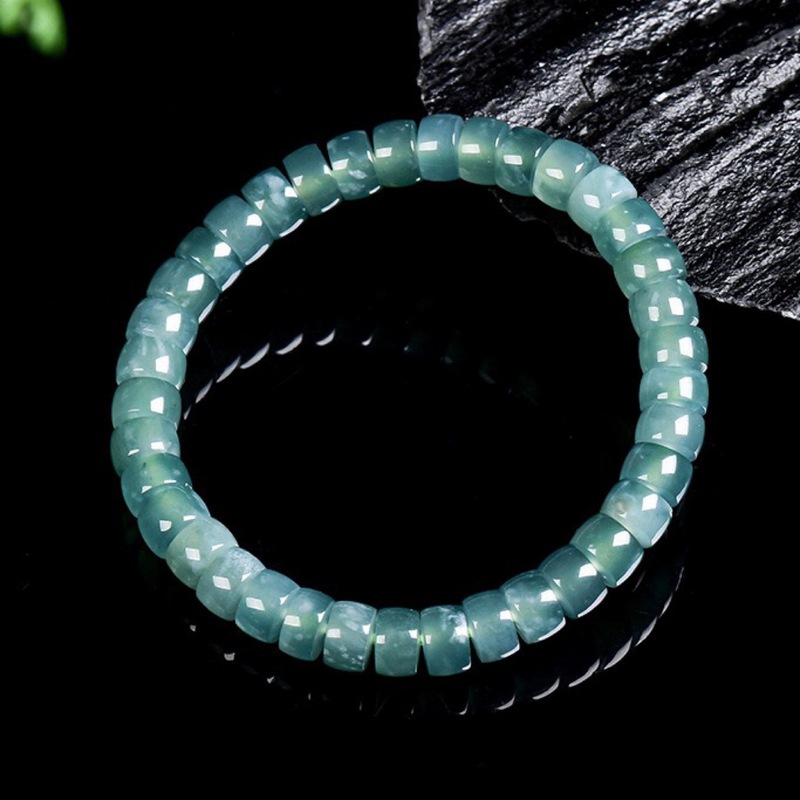 Bracelet en perles de jade de  - Beading avis et prix
