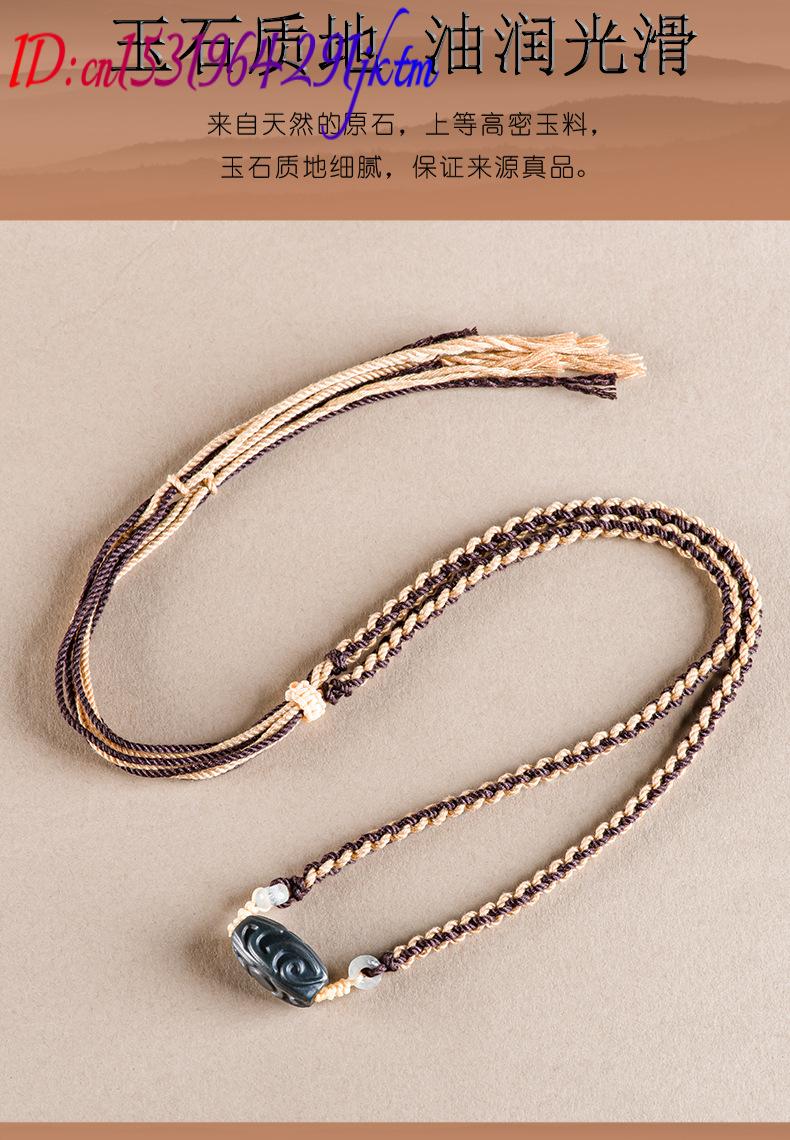 Collier pendentif en jade Heti - Beading avis et prix